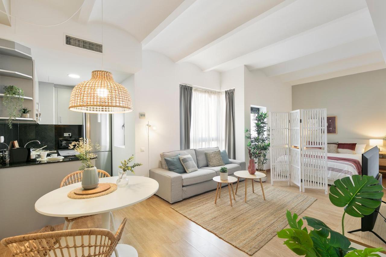 Click&Flat Sugranyes Apartment Barcelona Luaran gambar