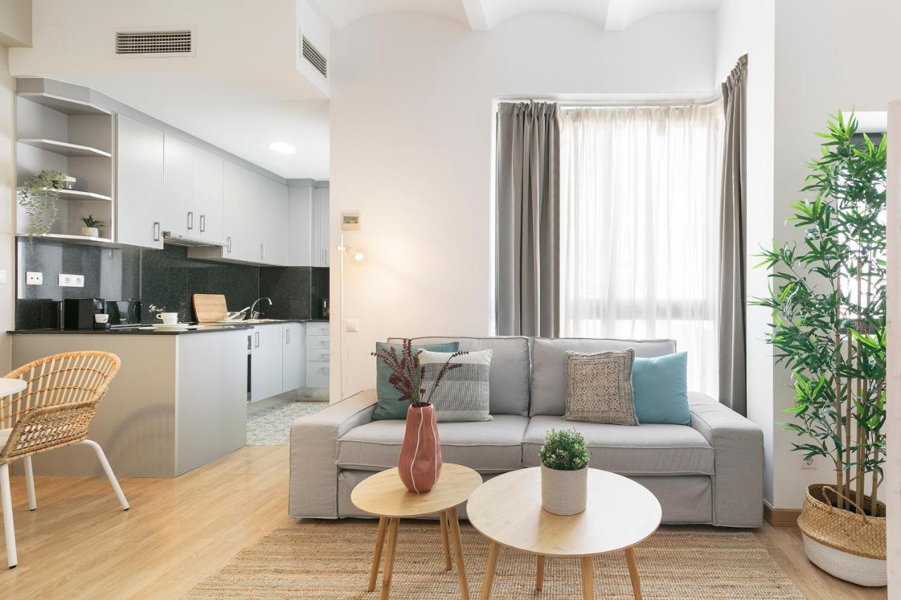 Click&Flat Sugranyes Apartment Barcelona Luaran gambar